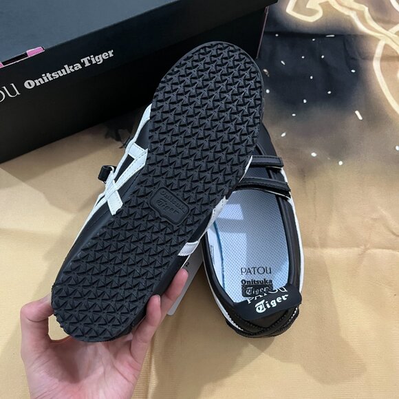 Patou Mexico 66 X Onitsuka Tiger Black Ballet Flats - Picture 6 of 6